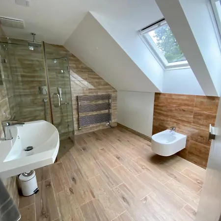 Apartmanovy Dom Castle Prievidza